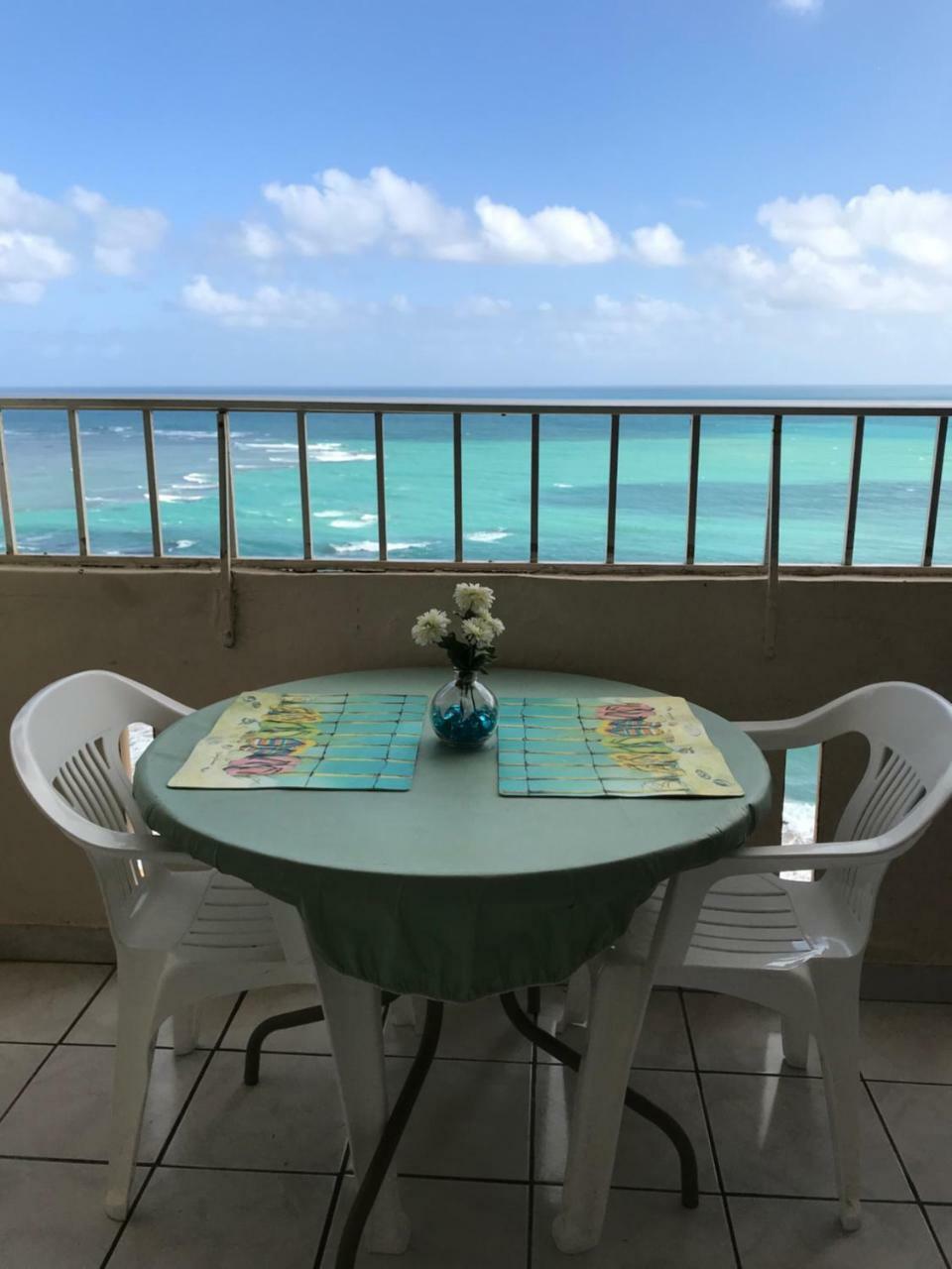 Ocean Front Apartment Лукільо Екстер'єр фото